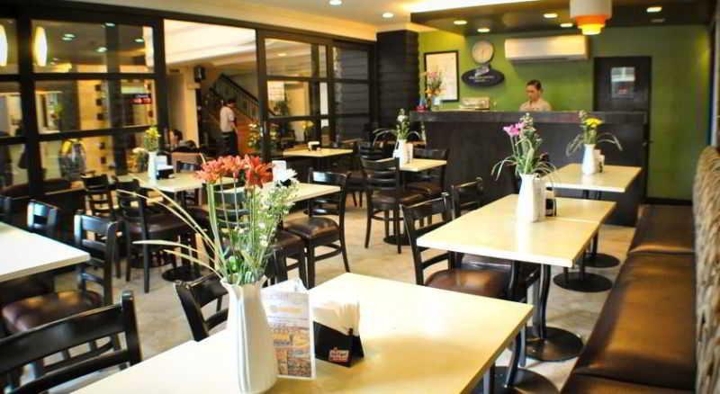 Fersal Hotel Malakas, Quezon City Exteriör bild