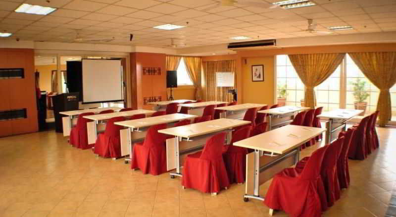 Fersal Hotel Malakas, Quezon City Exteriör bild