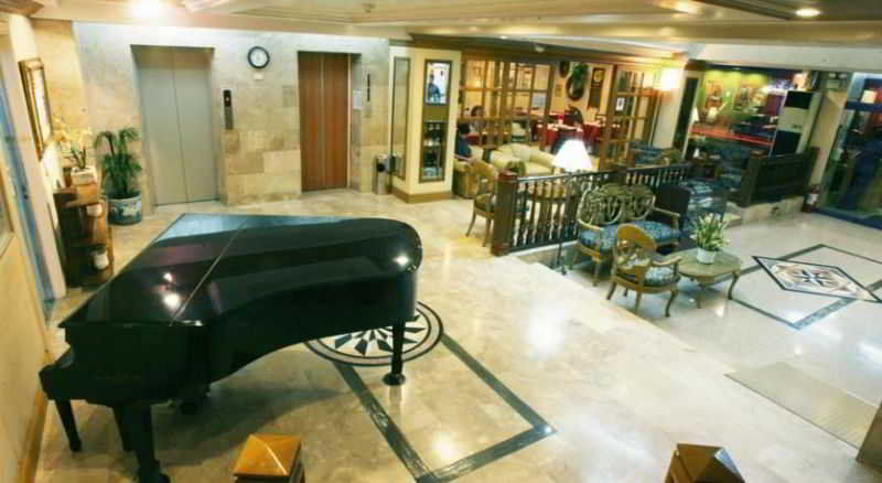Fersal Hotel Malakas, Quezon City Exteriör bild