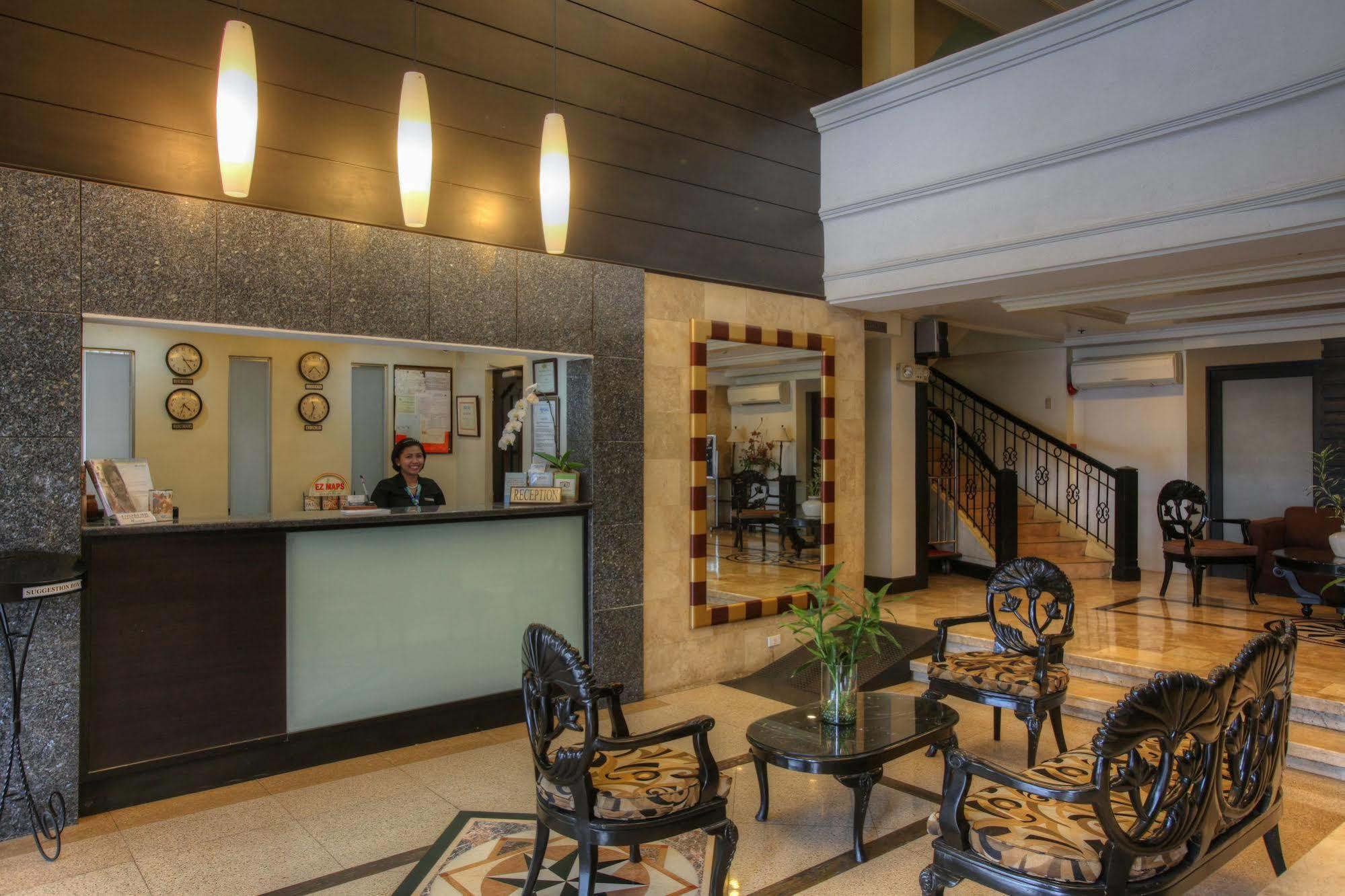 Fersal Hotel Malakas, Quezon City Exteriör bild